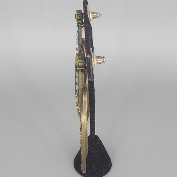 Brass Green Oval Dangle Earrings - Picture 4 of 6